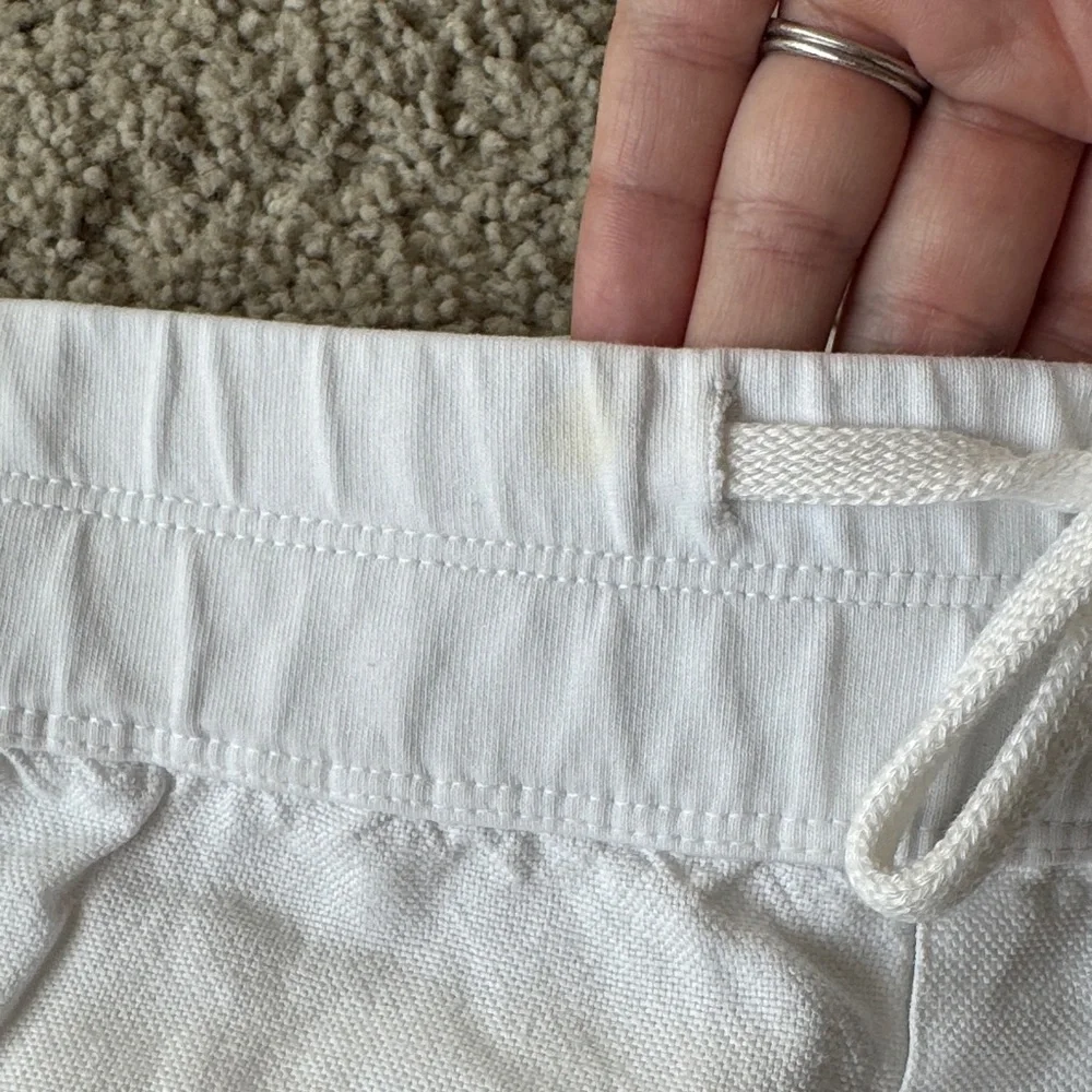 James Perse White 100% Cotton Drawstring Shorts - Women’s Size 8 / 3